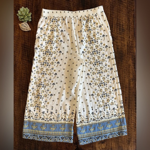 Joie | 100% Linen Cropped Cream/ Blue Floral Wide Leg Pants - Picture 2 of 4